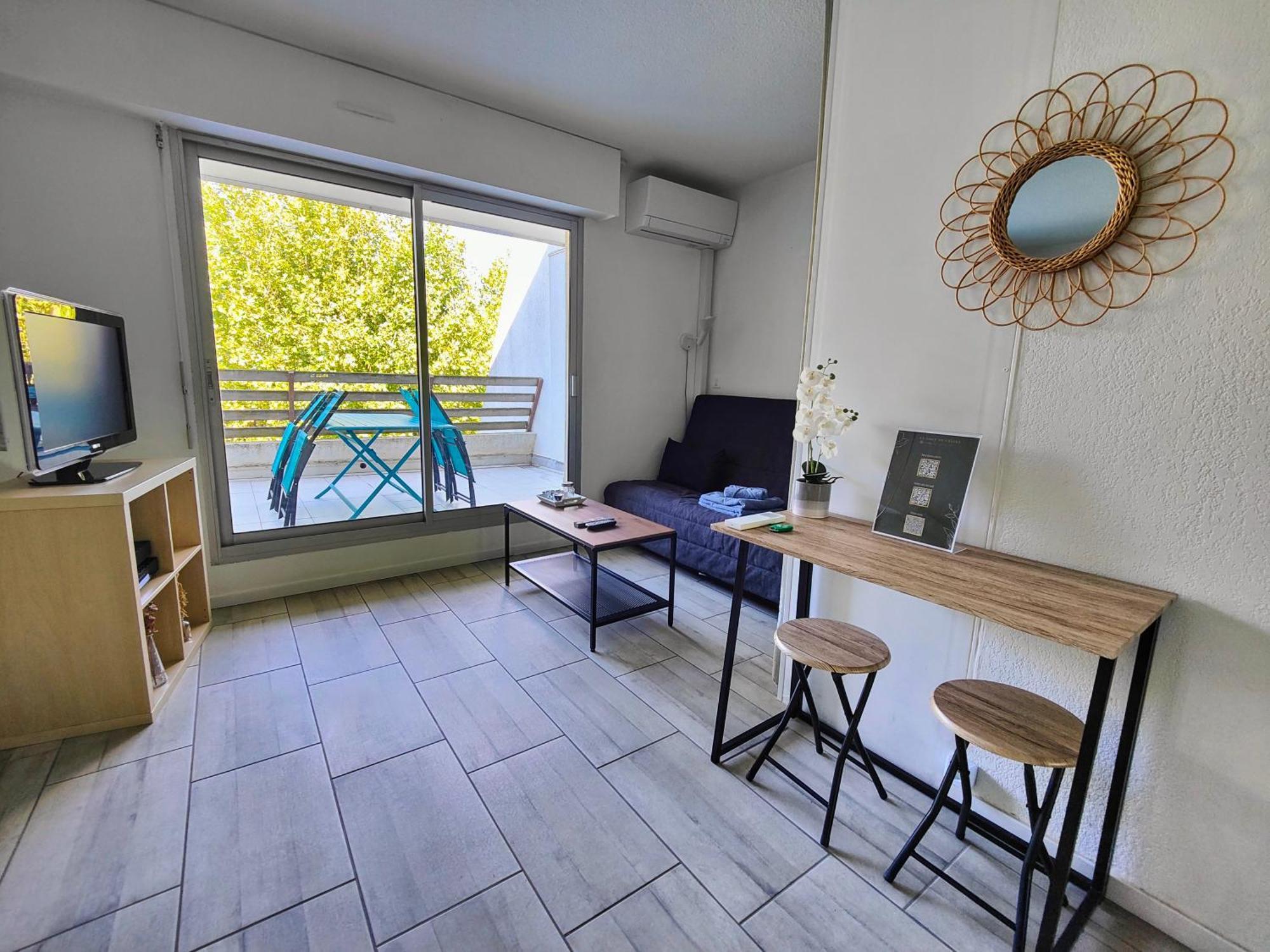 Joli A Motte Apartment *